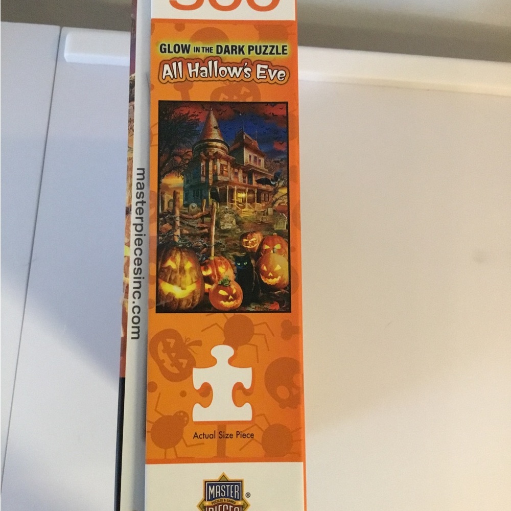 All Hallow's Eve Glow-in-the-Dark Halloween Puzzle - Orange - Picture 2 of 4